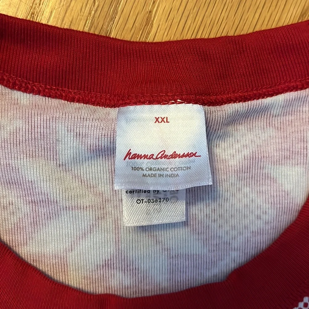 Hanna Andersson, red and white snowflake pajama top size XXL
